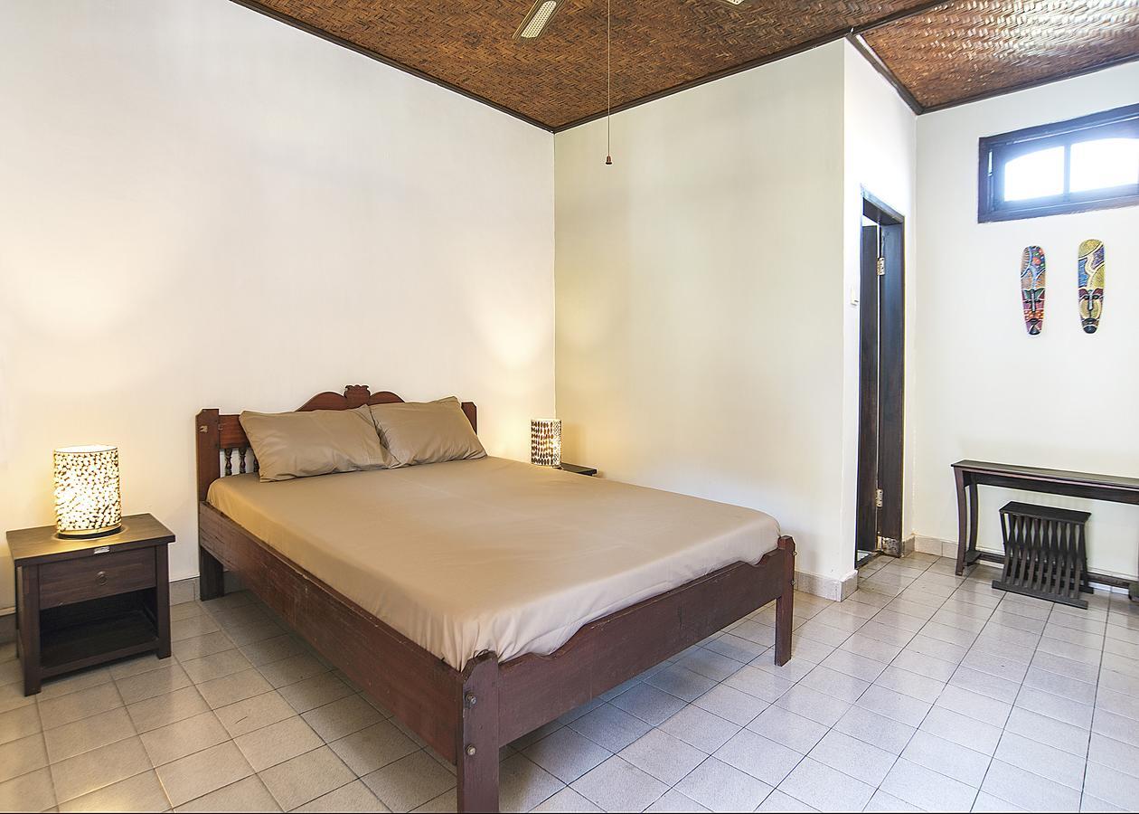 Puri Agung Homestay Kuta Lombok Exterior foto