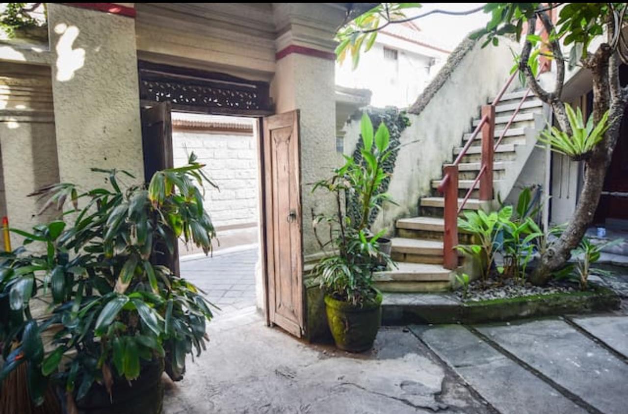 Puri Agung Homestay Kuta Lombok Exterior foto