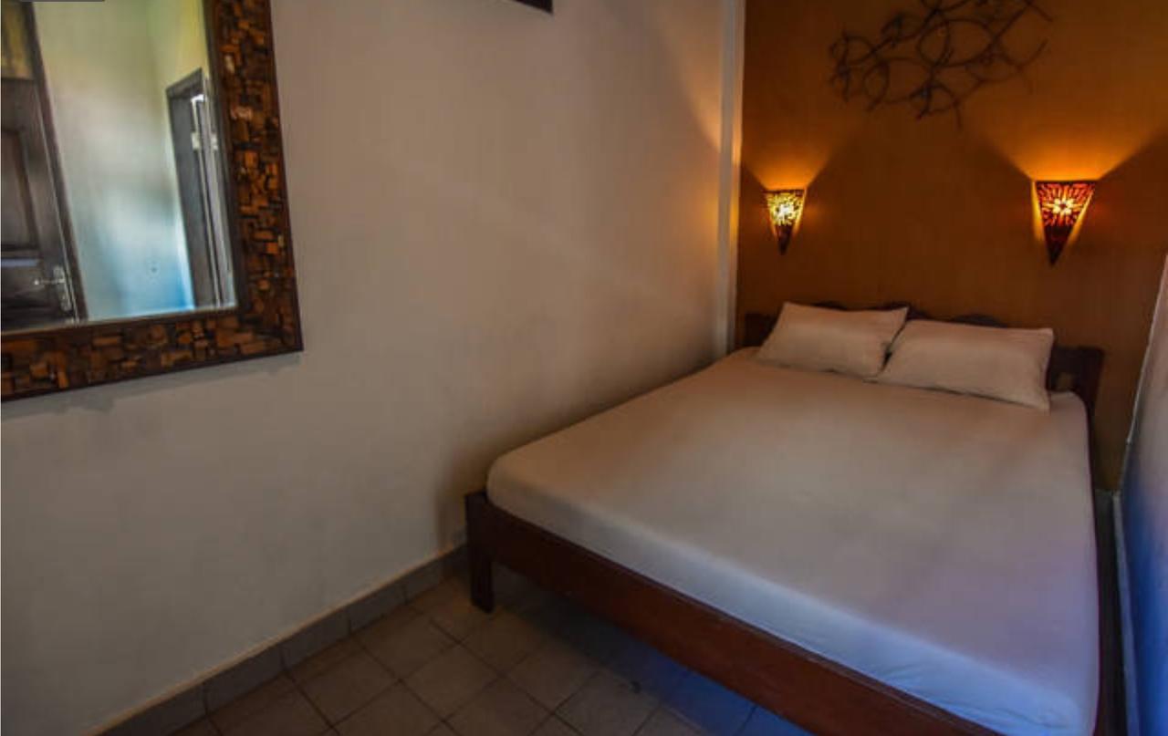Puri Agung Homestay Kuta Lombok Exterior foto
