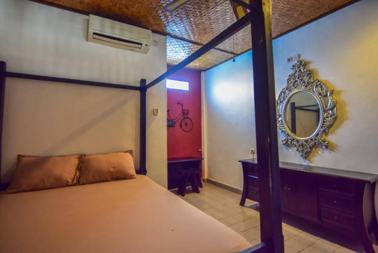 Puri Agung Homestay Kuta Lombok Exterior foto