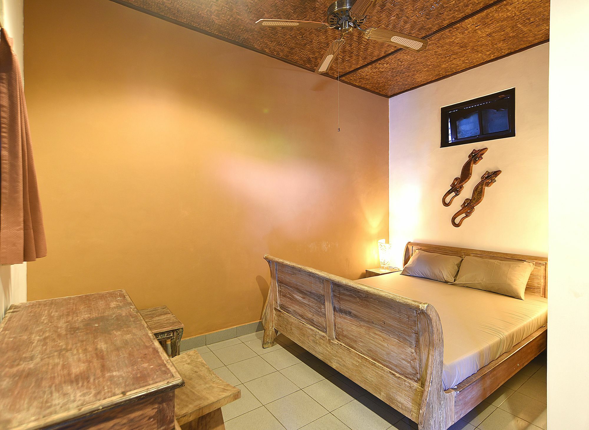 Puri Agung Homestay Kuta Lombok Exterior foto