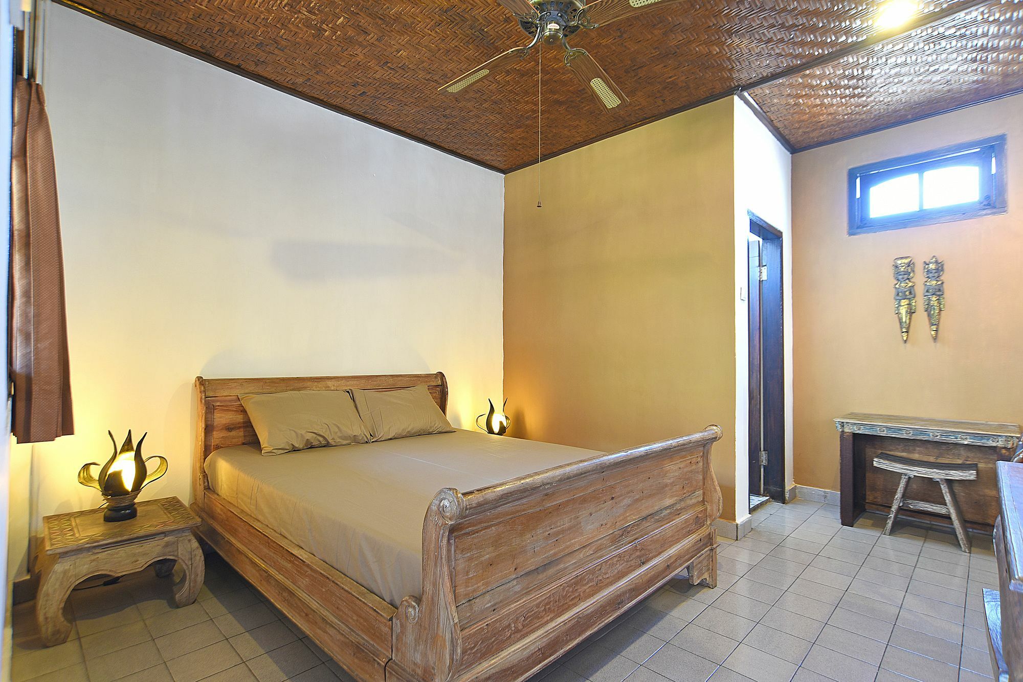 Puri Agung Homestay Kuta Lombok Exterior foto